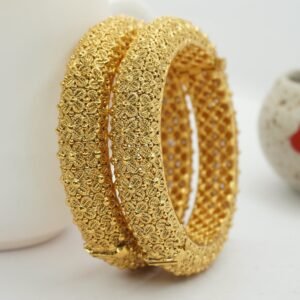 Pure Metal Base Copper Bangles (2026)